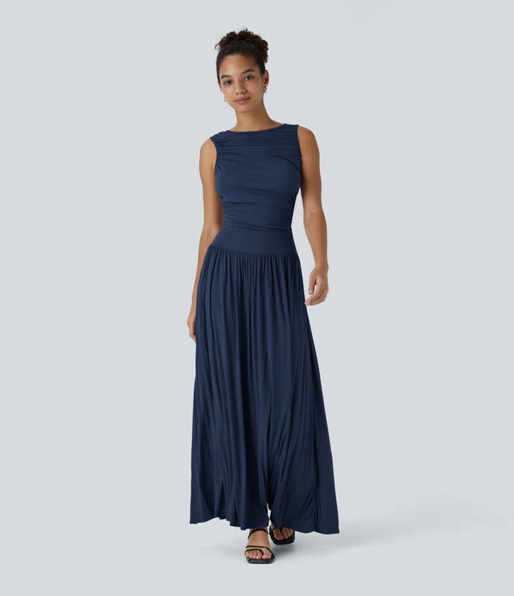 Robe longue décontractée à encolure bateau, bretelles asymétriques, côtés froncés et poches