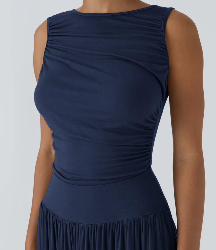 Robe longue décontractée à encolure bateau, bretelles asymétriques, côtés froncés et poches