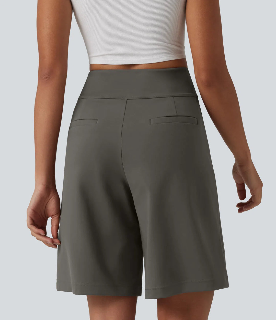 Short tailleur bermuda plissé
