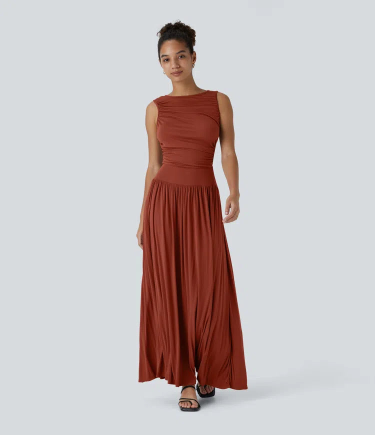 Robe longue décontractée à encolure bateau, bretelles asymétriques, côtés froncés et poches