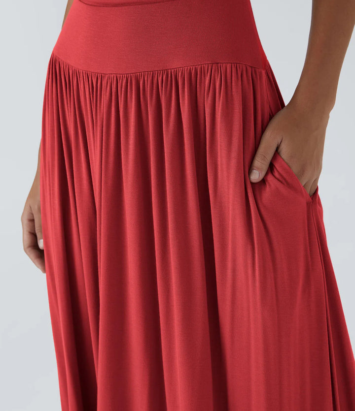 Robe longue décontractée à encolure bateau, bretelles asymétriques, côtés froncés et poches
