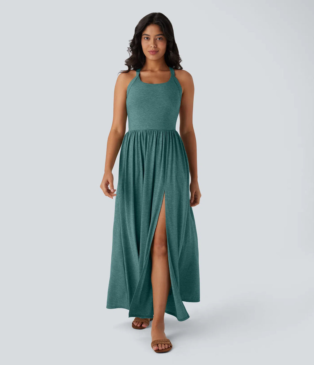 Robe longue fluide fendue avec poches latérales, dos nu et effet torsadé