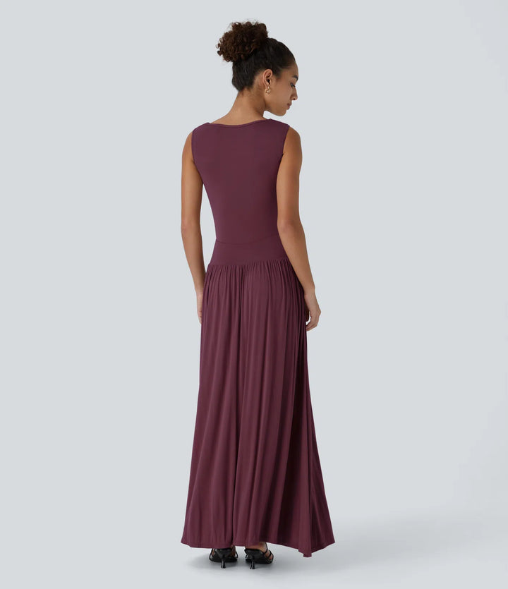 Robe longue décontractée à encolure bateau, bretelles asymétriques, côtés froncés et poches