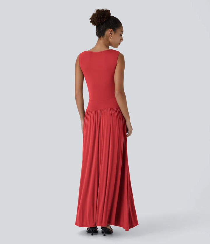 Robe longue décontractée à encolure bateau, bretelles asymétriques, côtés froncés et poches