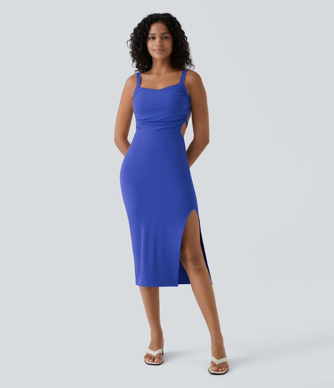 Robe midi casual laquée fendue, brassière intégrée, dos nu croisé