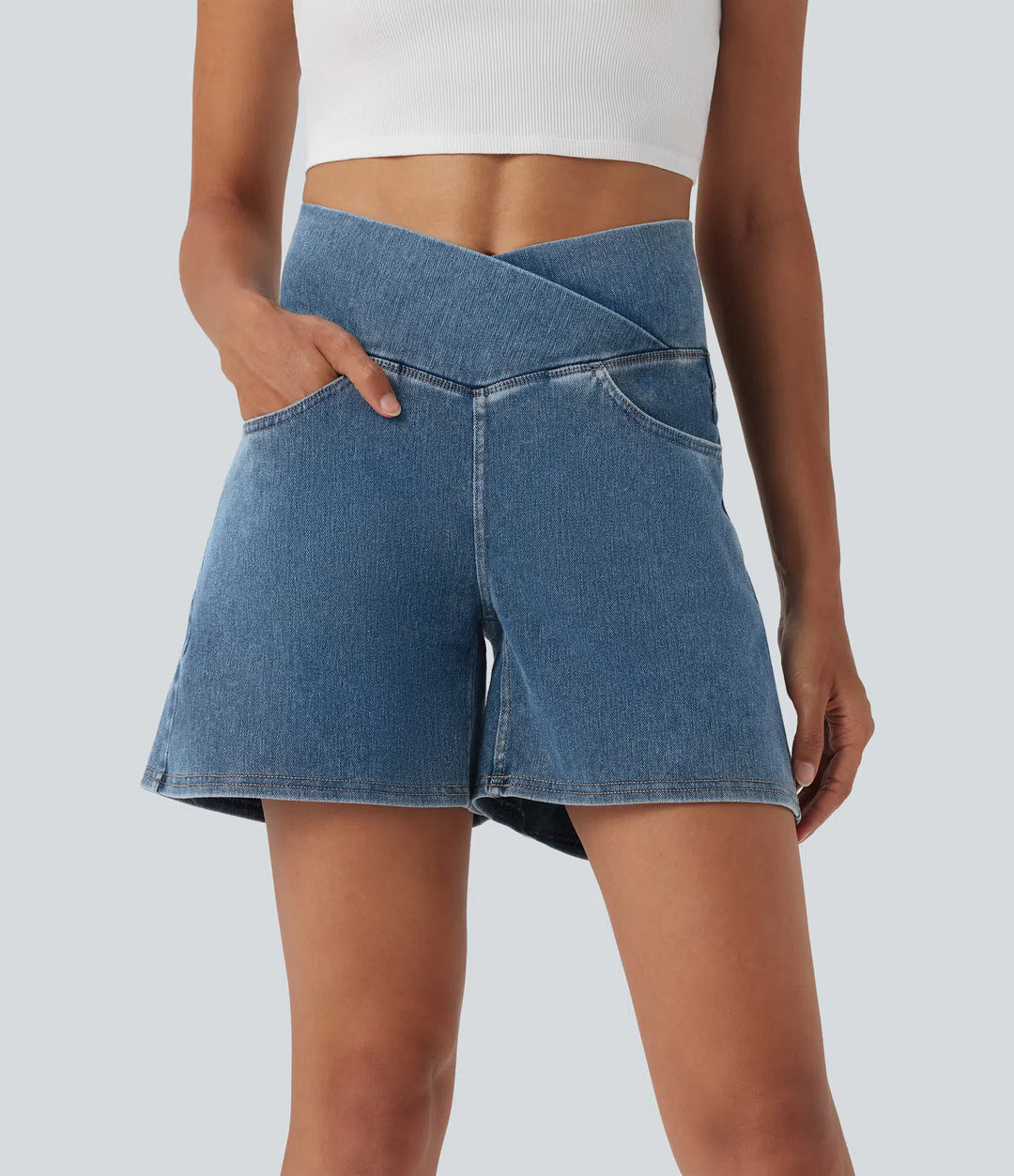 Jean & Marie Short décontracté évasé à jambe large en denim extensible délavé taille haute croisée avec poches multiples