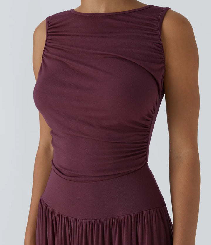 Robe longue décontractée à encolure bateau, bretelles asymétriques, côtés froncés et poches