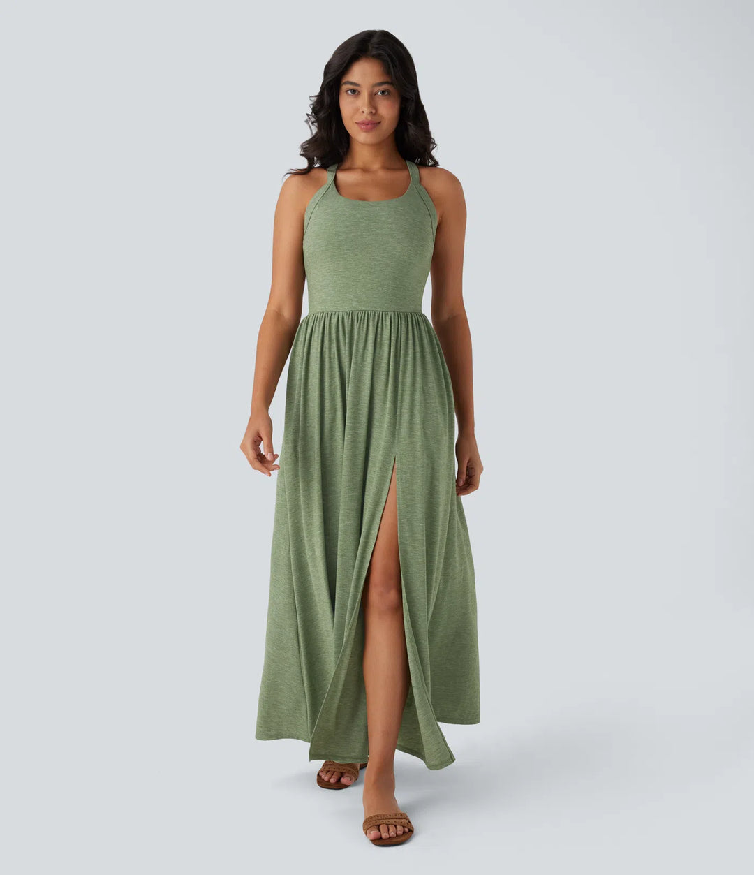 Robe longue fluide fendue avec poches latérales, dos nu et effet torsadé