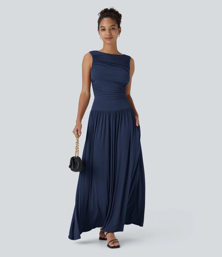 Robe longue décontractée à encolure bateau, bretelles asymétriques, côtés froncés et poches