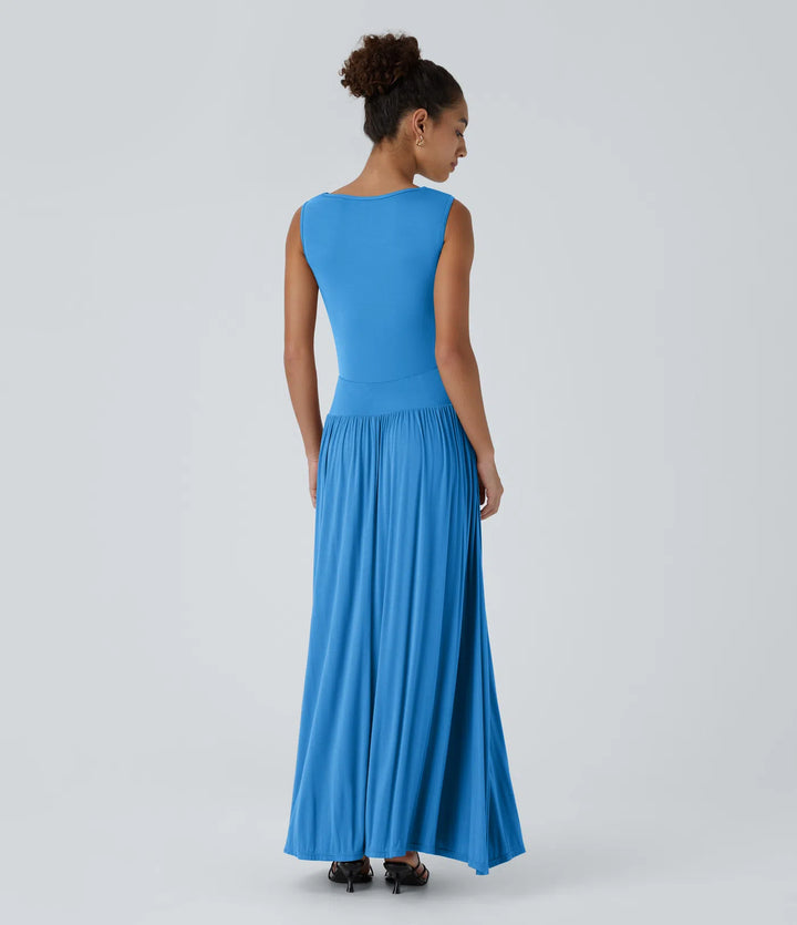 Robe longue décontractée à encolure bateau, bretelles asymétriques, côtés froncés et poches