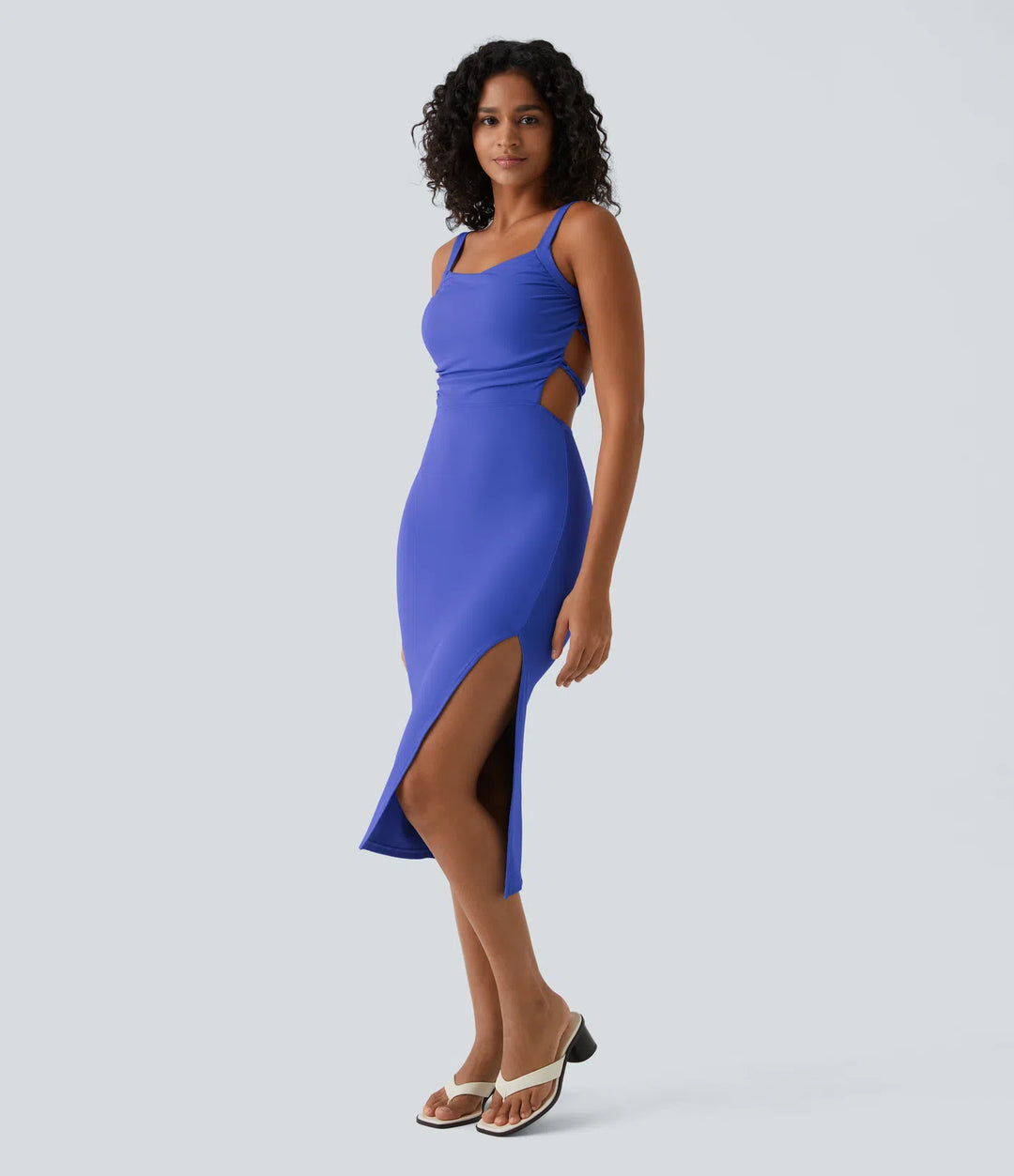 Robe midi casual laquée fendue, brassière intégrée, dos nu croisé