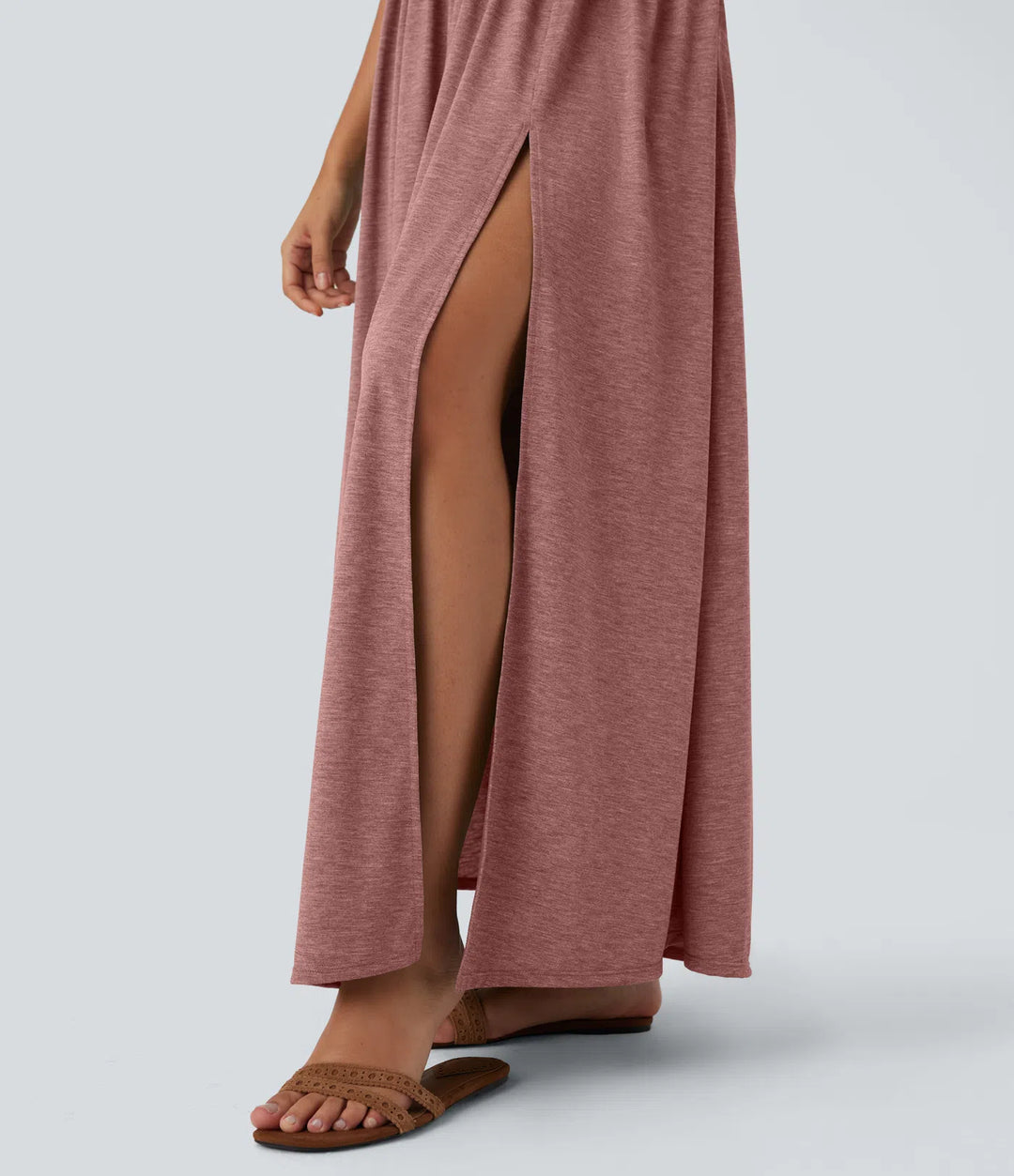 Robe longue fluide fendue avec poches latérales, dos nu et effet torsadé