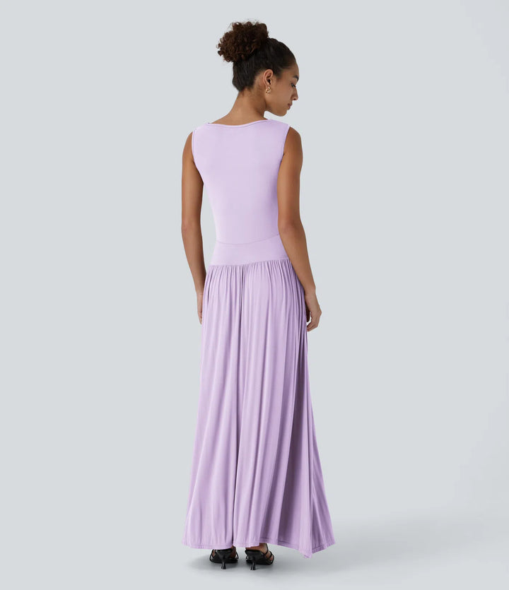 Robe longue décontractée à encolure bateau, bretelles asymétriques, côtés froncés et poches