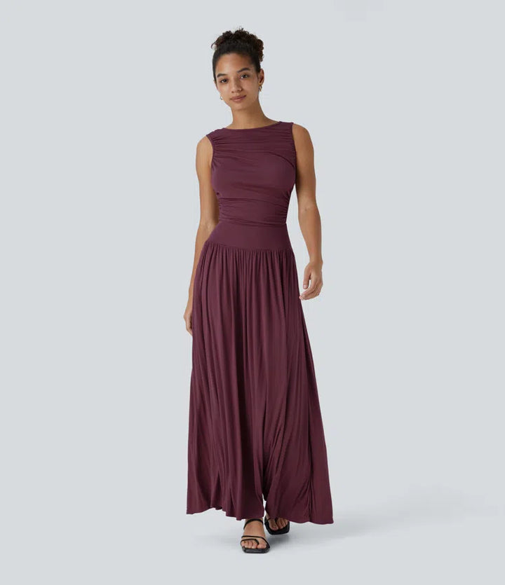 Robe longue décontractée à encolure bateau, bretelles asymétriques, côtés froncés et poches