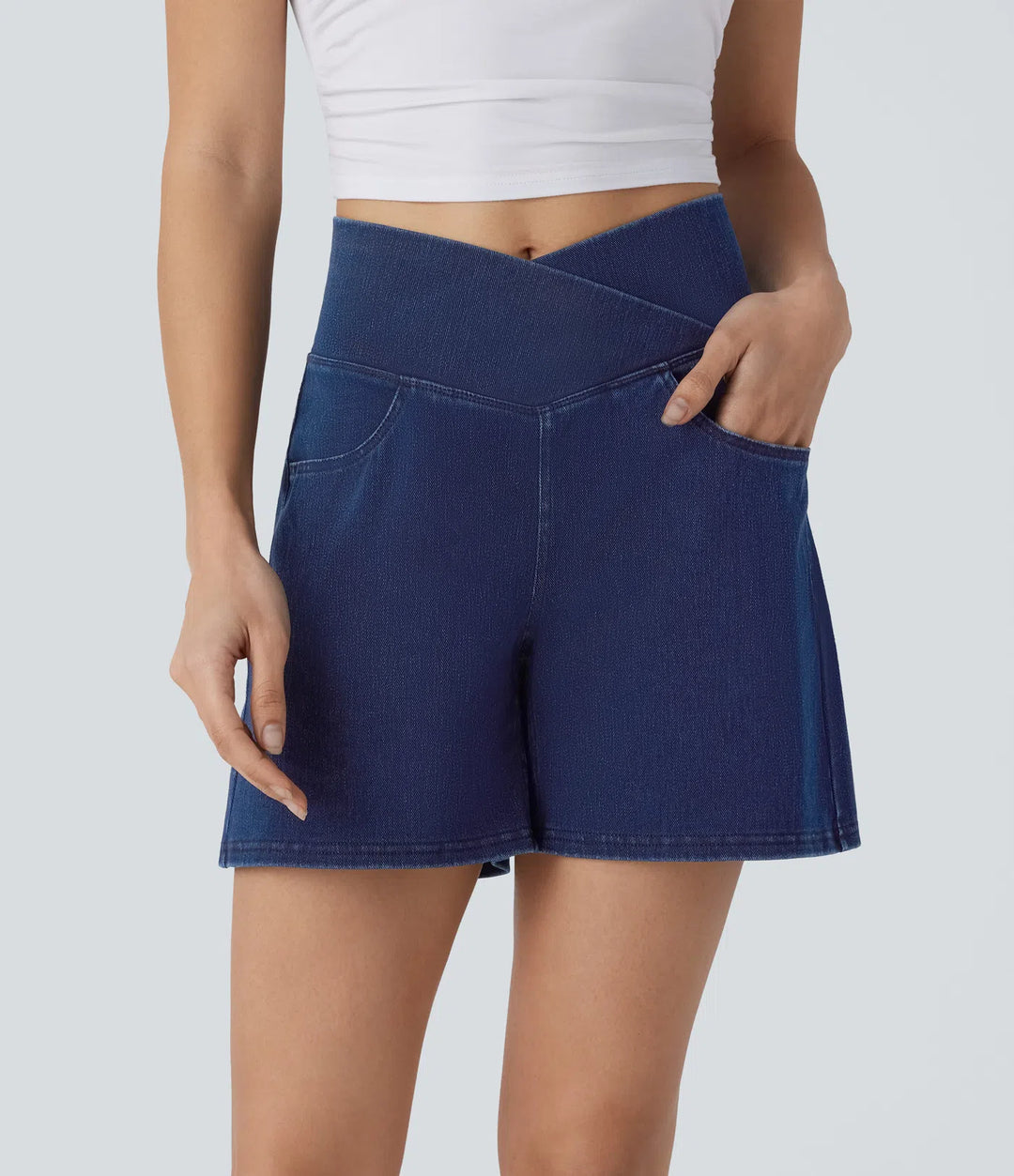 Jean & Marie Short décontracté évasé à jambe large en denim extensible délavé taille haute croisée avec poches multiples