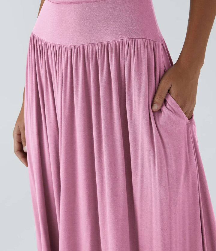 Robe longue décontractée à encolure bateau, bretelles asymétriques, côtés froncés et poches