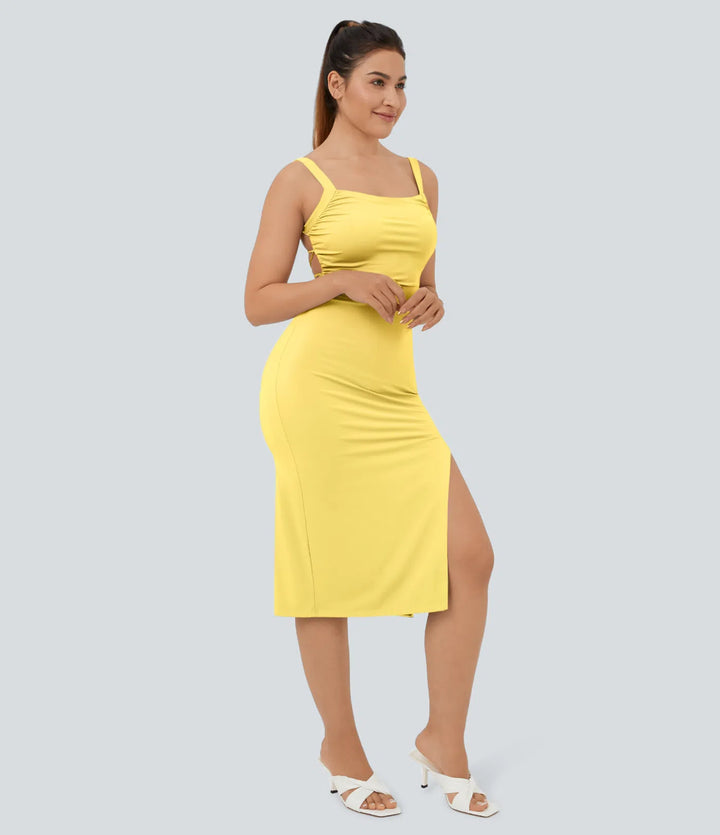 Robe midi casual laquée fendue, brassière intégrée, dos nu croisé