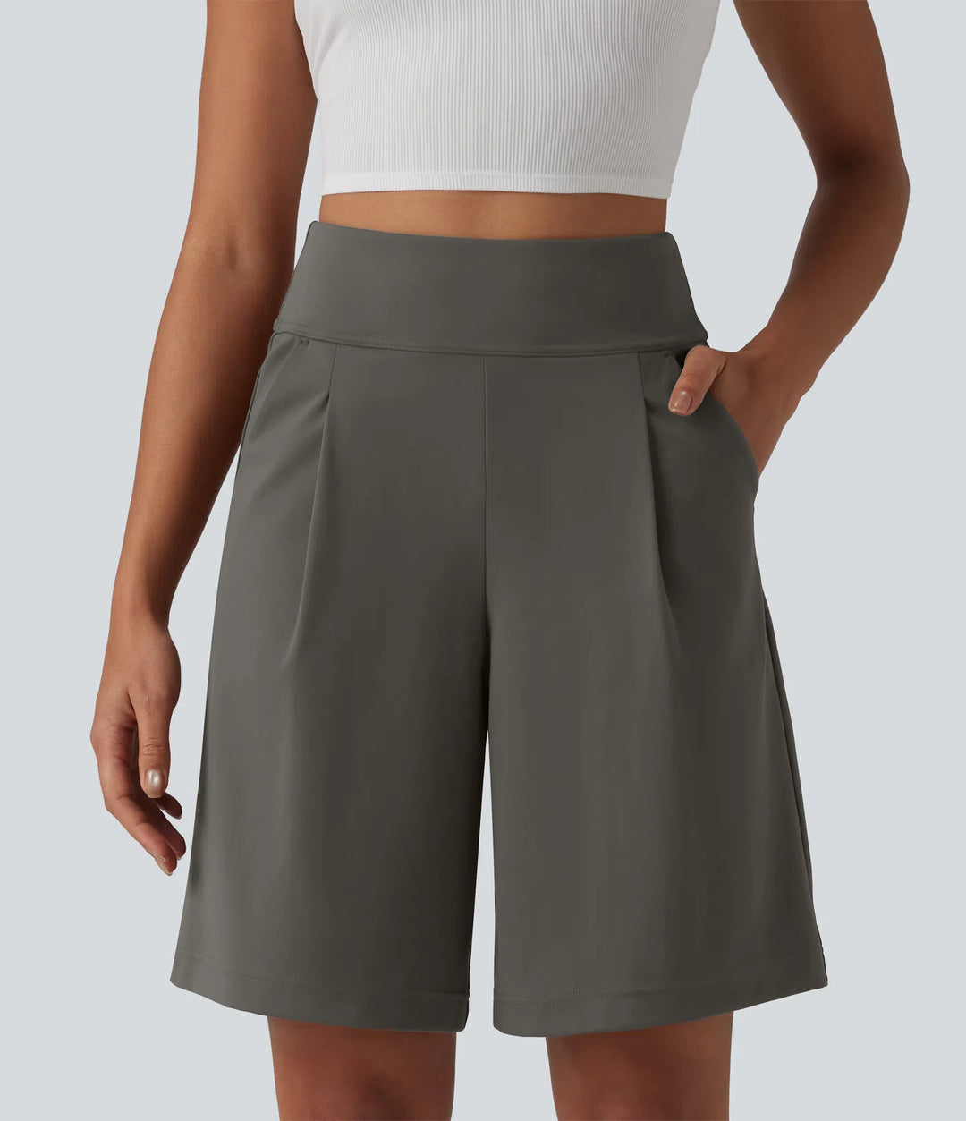 Short tailleur bermuda plissé