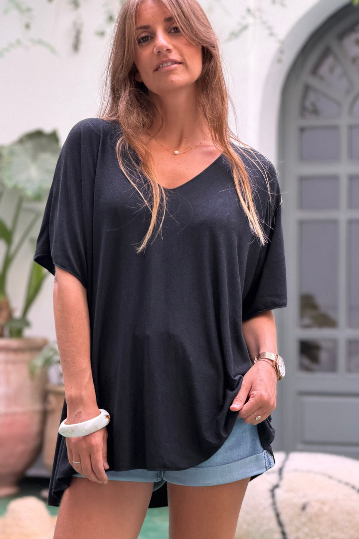 Top gris fonce chine fluide confort et stretch col V