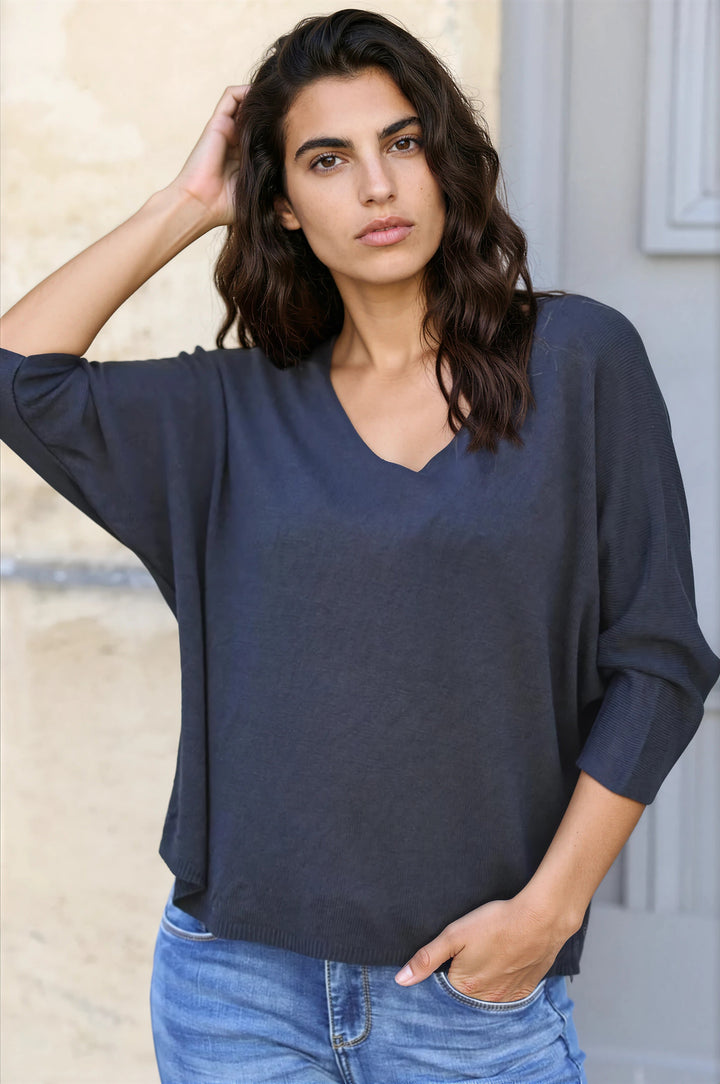 Top noir jersey manches chauve souris